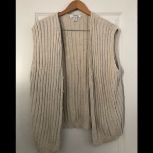Beige cardigan from Club Monaco